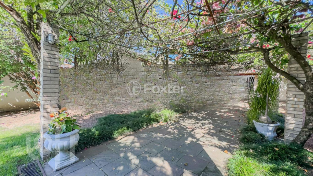 Casa à venda com 6 quartos, 350m² - Foto 65