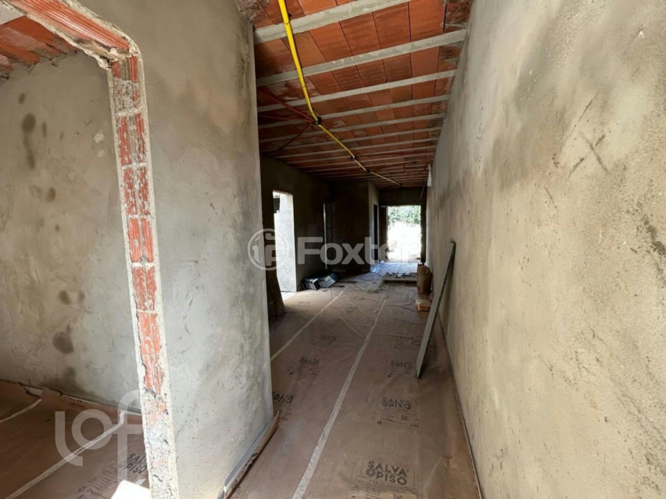 Casa à venda com 2 quartos, 43m² - Foto 7