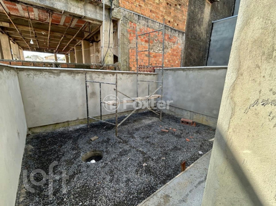 Casa à venda com 2 quartos, 43m² - Foto 8