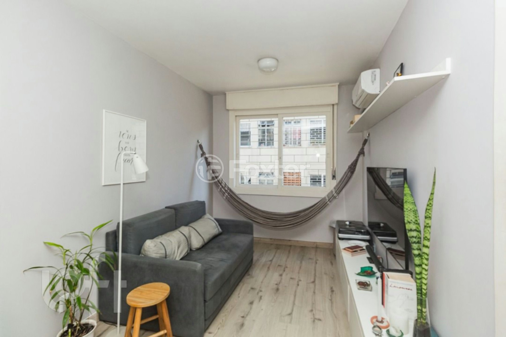 Apartamento à venda com 1 quarto, 60m² - Foto 1