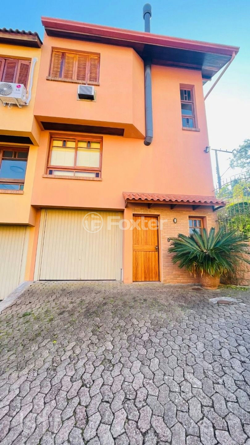 Casa de Condomínio à venda com 3 quartos, 155m² - Foto 2