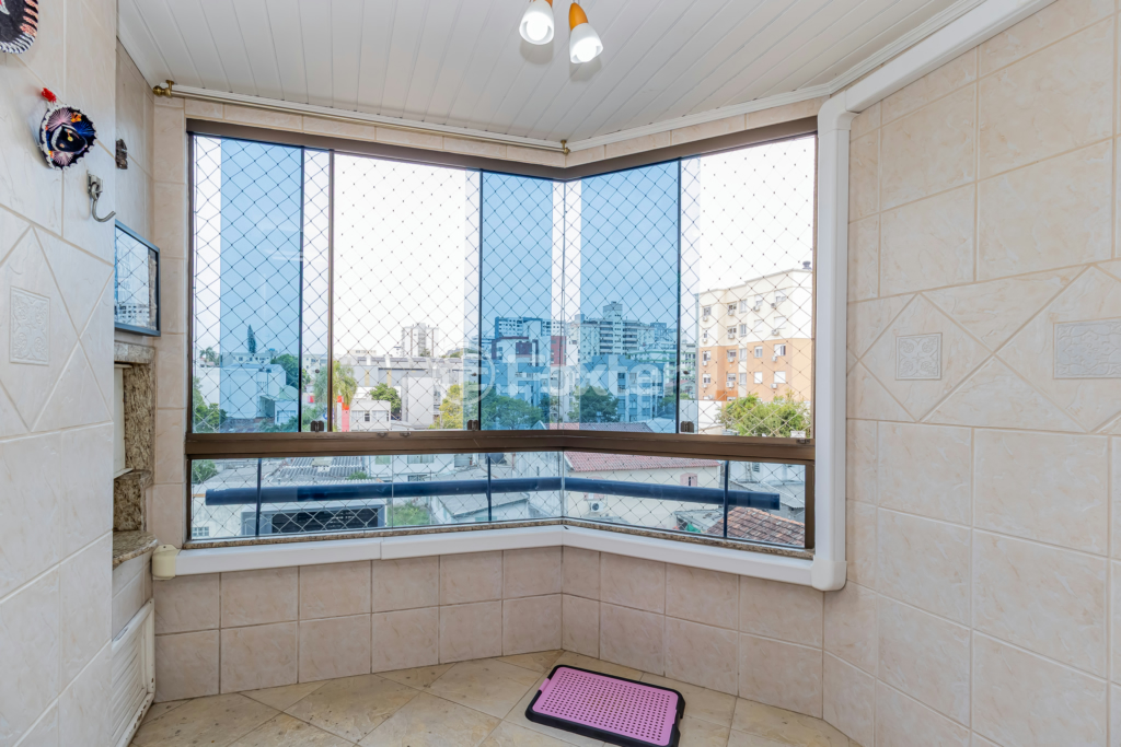 Apartamento à venda com 2 quartos, 67m² - Foto 4