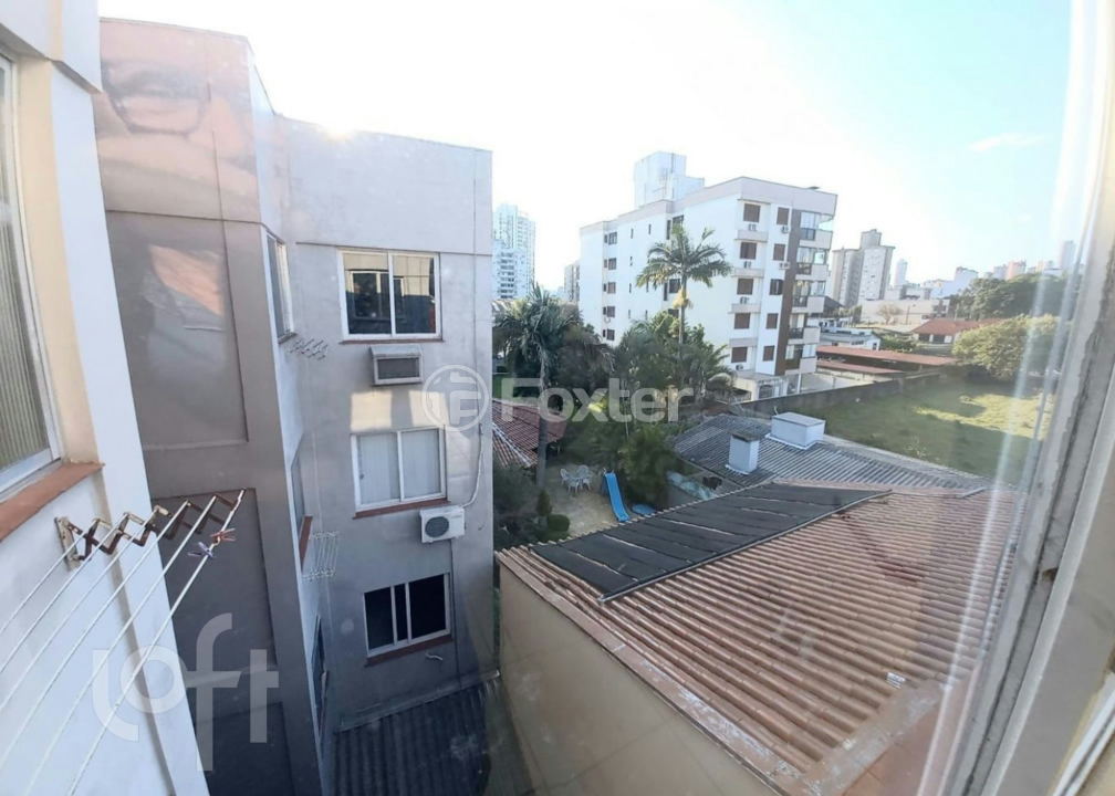Apartamento à venda com 2 quartos, 62m² - Foto 7