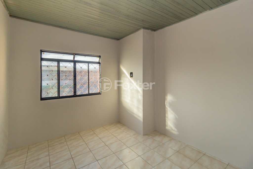 Casa à venda com 5 quartos, 56m² - Foto 2