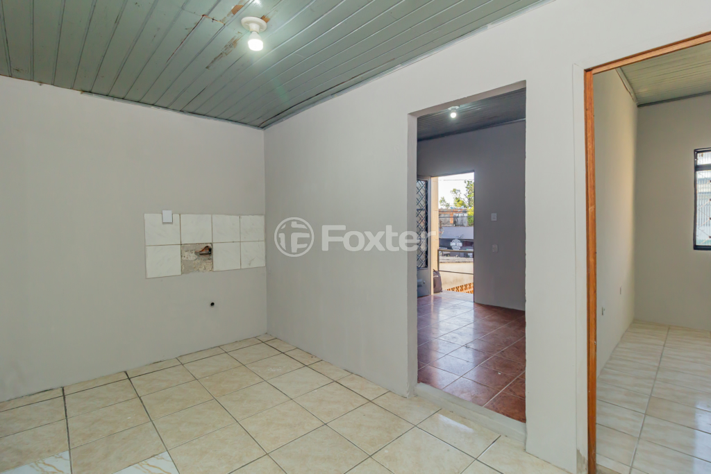 Casa à venda com 5 quartos, 56m² - Foto 11