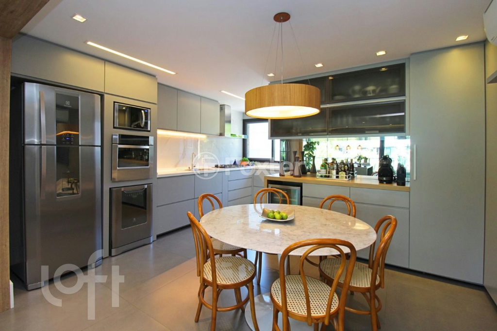 Apartamento à venda com 3 quartos, 162m² - Foto 11