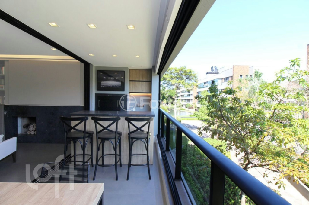 Apartamento à venda com 3 quartos, 162m² - Foto 7