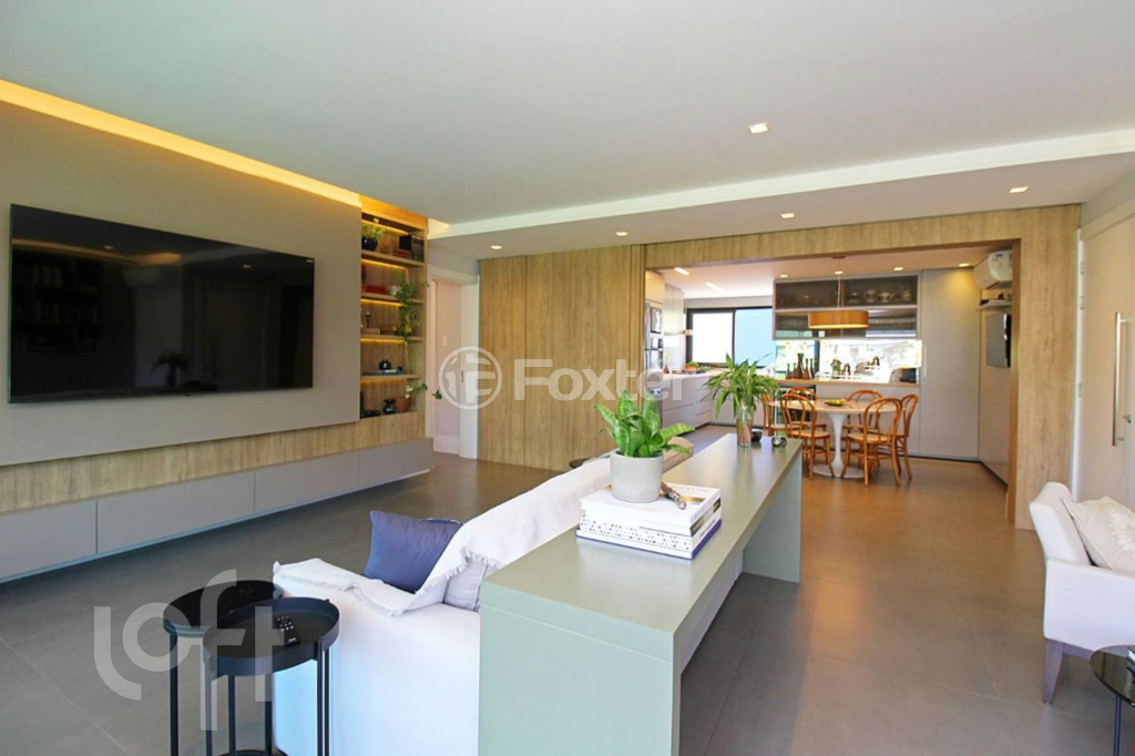 Apartamento à venda com 3 quartos, 162m² - Foto 4