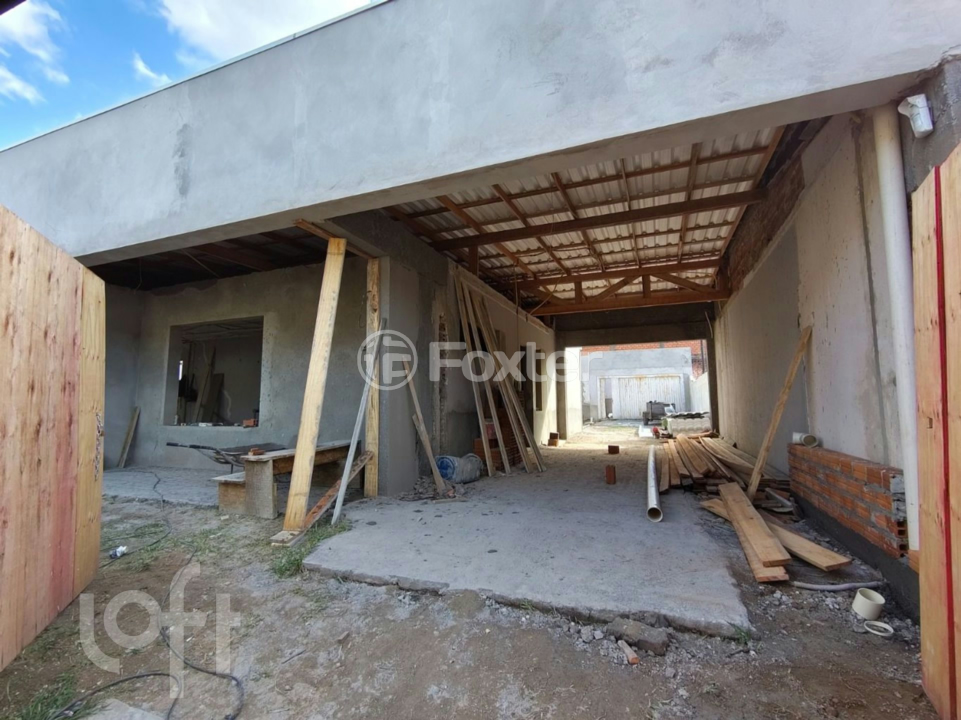 Casa à venda com 3 quartos, 245m² - Foto 3
