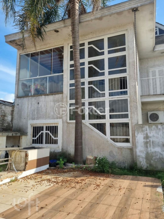 Casa à venda com 3 quartos, 400m² - Foto 1