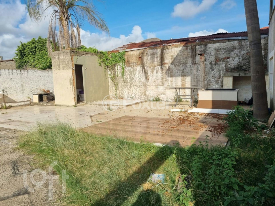 Casa à venda com 3 quartos, 400m² - Foto 4