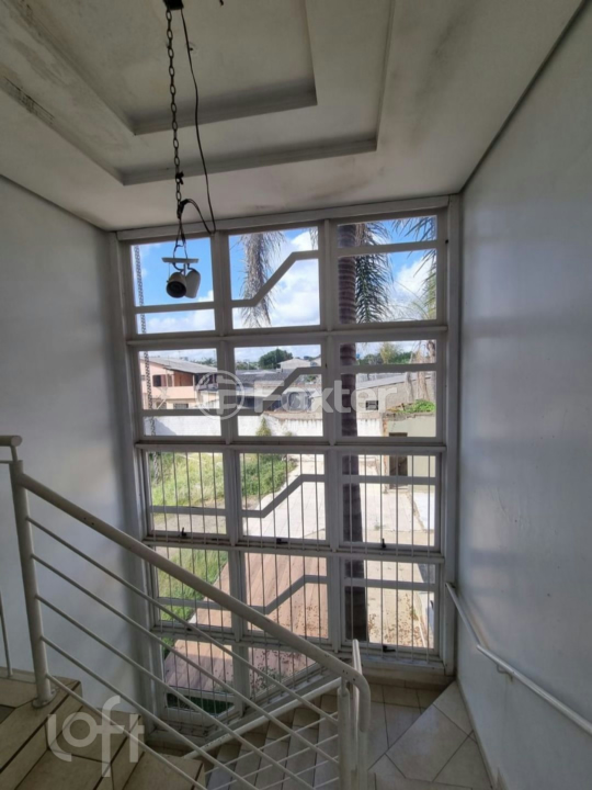 Casa à venda com 3 quartos, 400m² - Foto 8