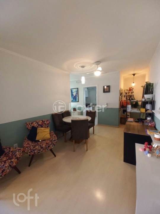 Apartamento à venda com 2 quartos, 64m² - Foto 2