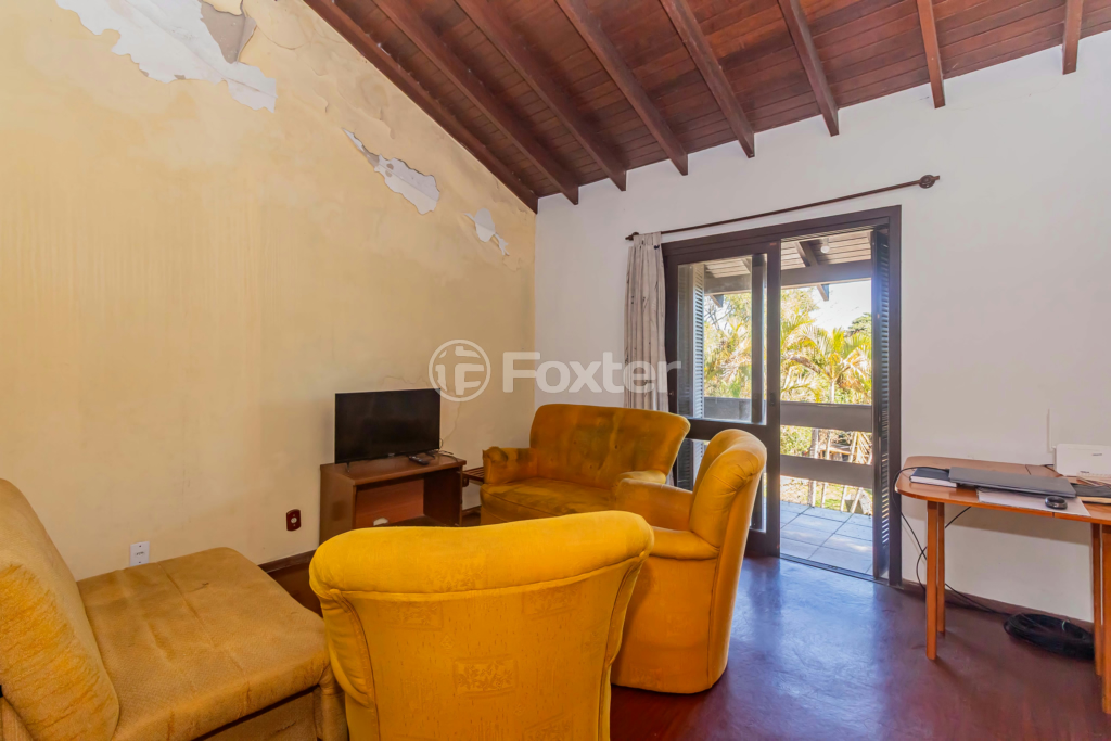 Casa à venda com 3 quartos, 120m² - Foto 1
