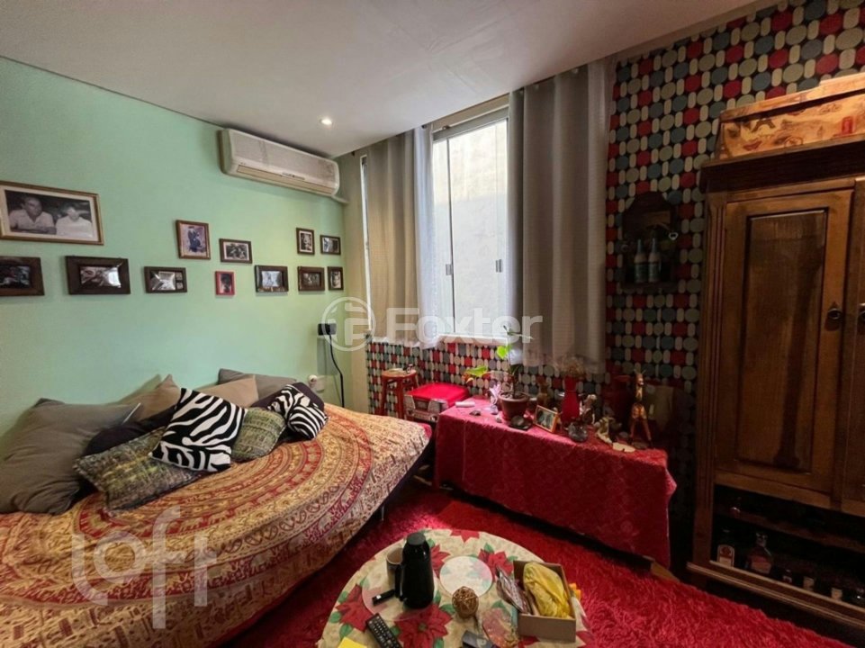 Apartamento à venda com 2 quartos, 67m² - Foto 1