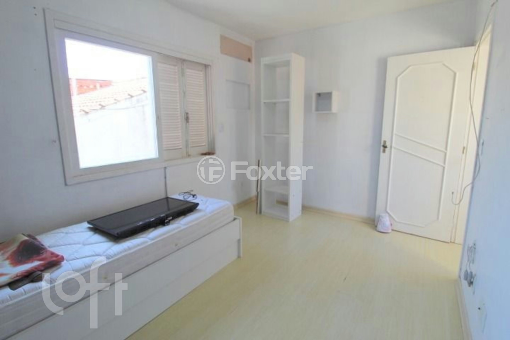 Casa à venda com 8 quartos, 330m² - Foto 38