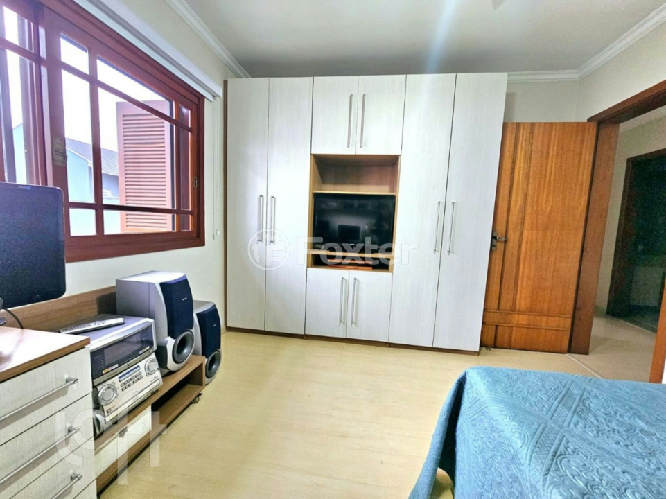 Casa à venda com 8 quartos, 330m² - Foto 74