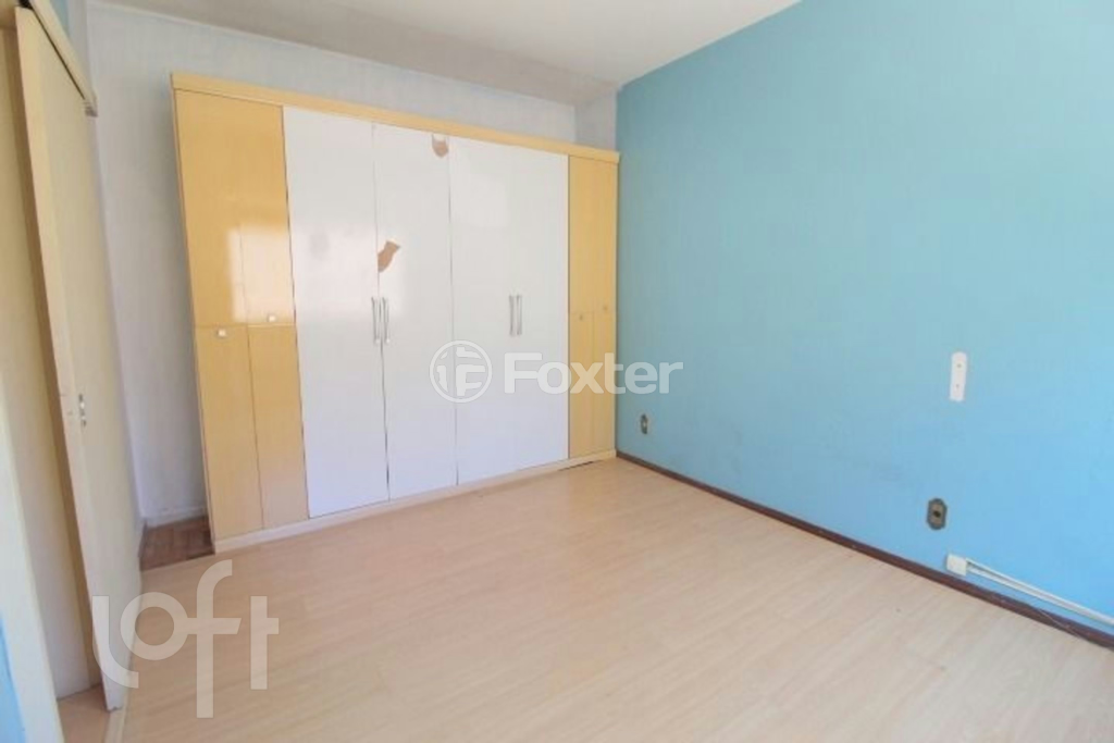 Casa à venda com 8 quartos, 330m² - Foto 26