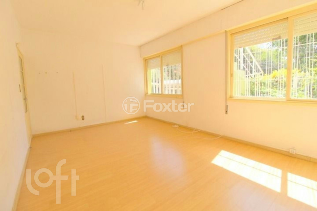 Casa à venda com 8 quartos, 330m² - Foto 23