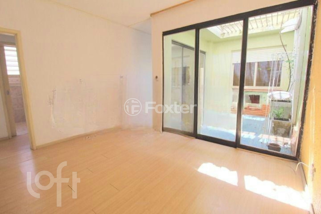 Casa à venda com 8 quartos, 330m² - Foto 15