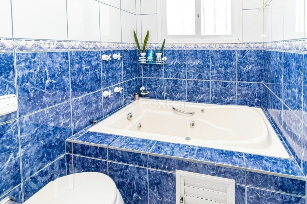 Casa à venda com 8 quartos, 330m² - Foto 40