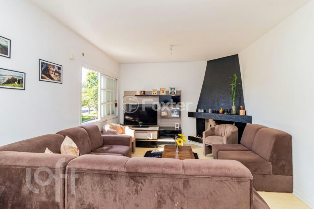 Casa à venda com 8 quartos, 330m² - Foto 8