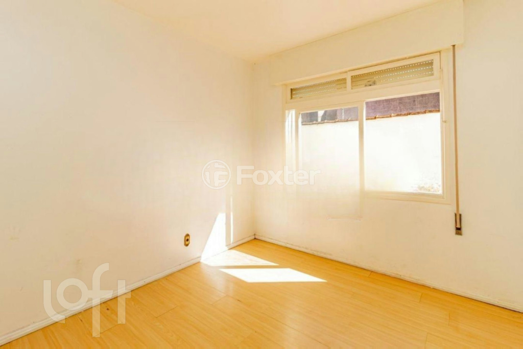 Casa à venda com 8 quartos, 330m² - Foto 92