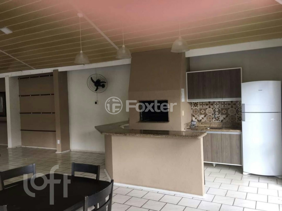 Casa à venda com 1 quarto, 44m² - Foto 2