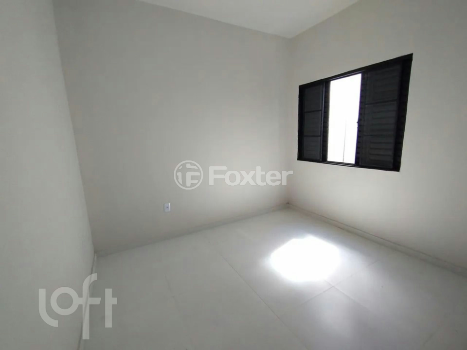 Casa à venda com 3 quartos, 150m² - Foto 4