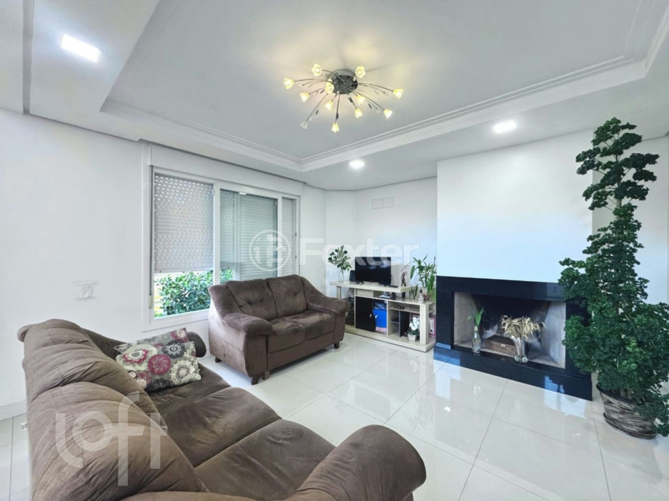 Casa à venda com 3 quartos, 200m² - Foto 4