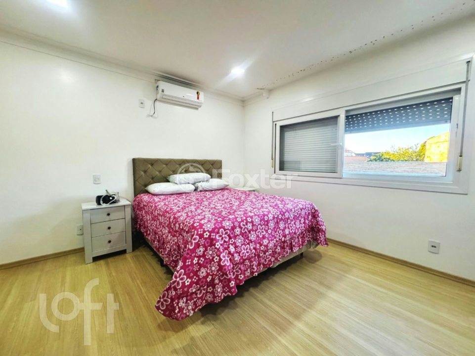 Casa à venda com 3 quartos, 200m² - Foto 11