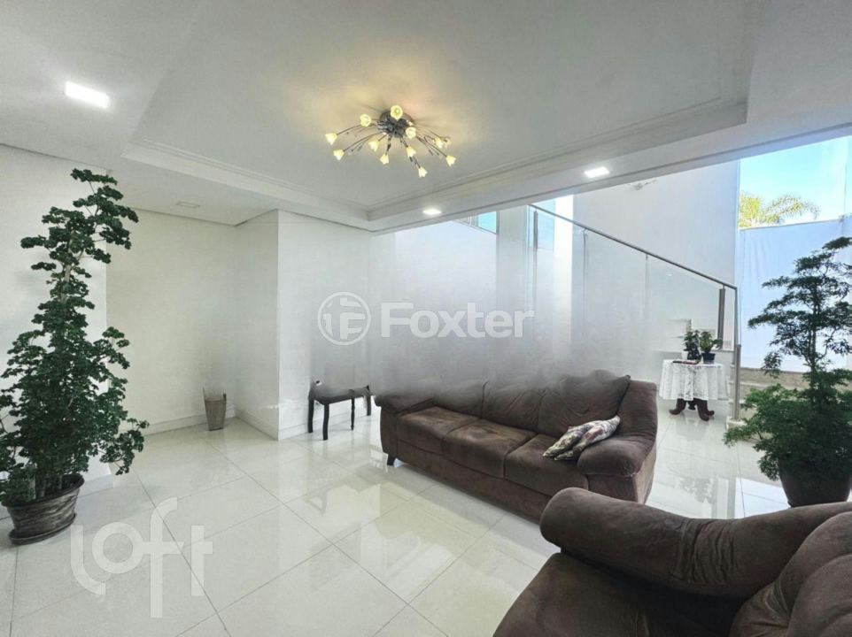 Casa à venda com 3 quartos, 200m² - Foto 3