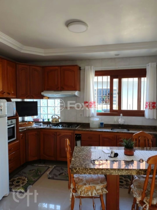 Casa à venda com 3 quartos, 183m² - Foto 5