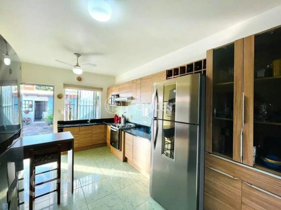 Casa à venda com 3 quartos, 236m² - Foto 21