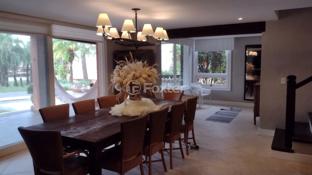 Casa de Condomínio à venda com 3 quartos, 302m² - Foto 13