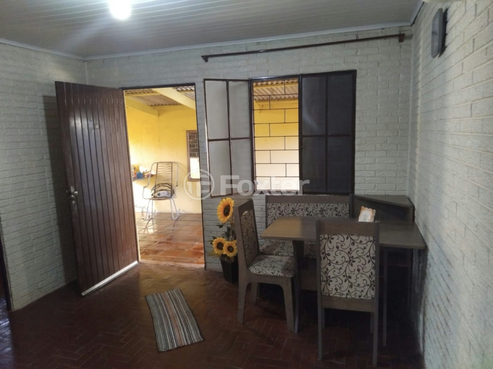 Casa à venda com 2 quartos, 52m² - Foto 2