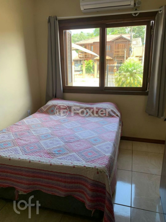 Casa à venda com 2 quartos, 54m² - Foto 5