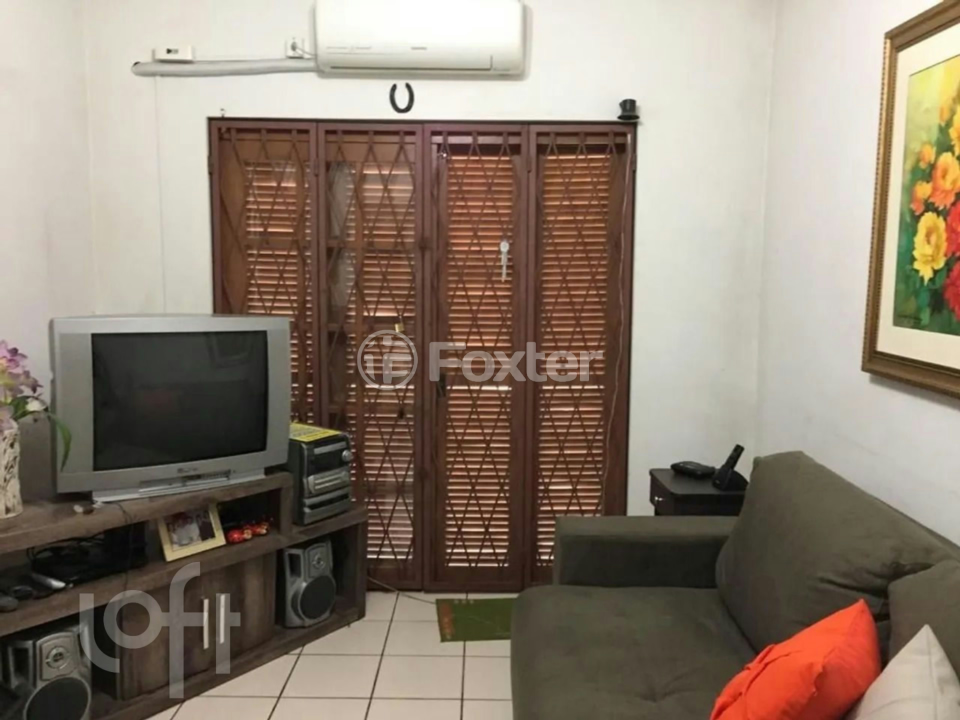 Casa à venda com 3 quartos, 80m² - Foto 1
