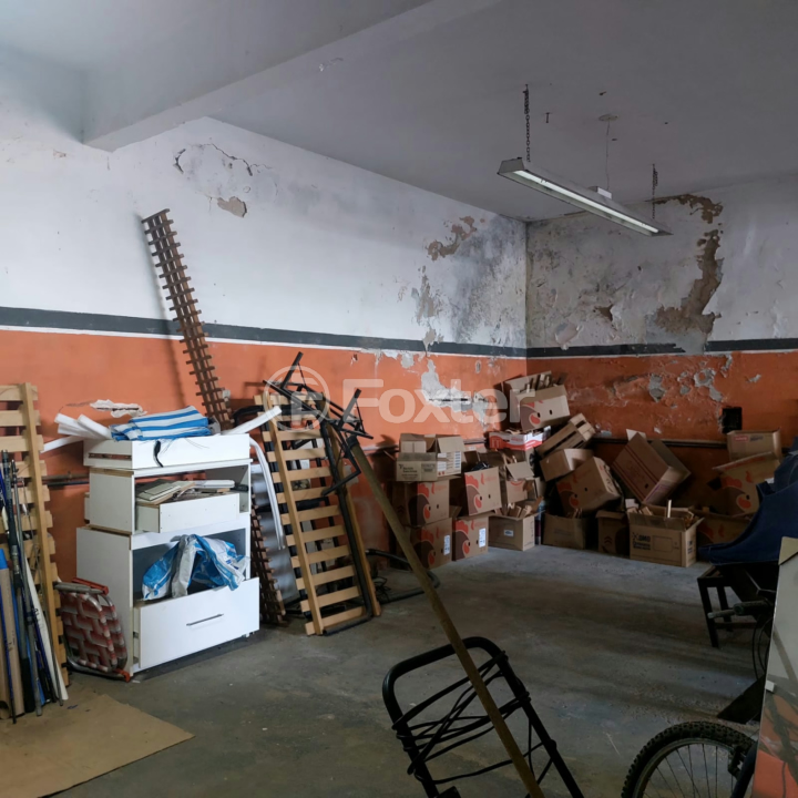 Prédio Inteiro à venda com 3 quartos, 300m² - Foto 8