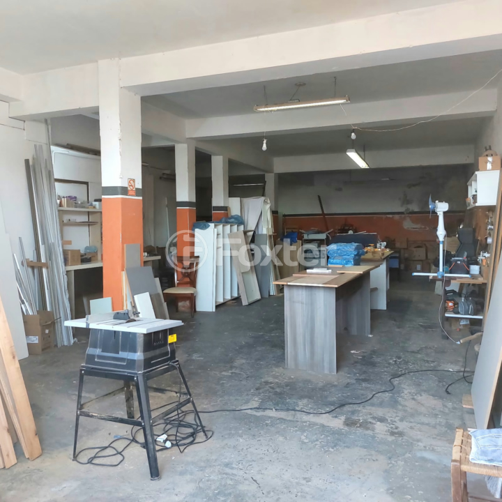 Prédio Inteiro à venda com 3 quartos, 300m² - Foto 9