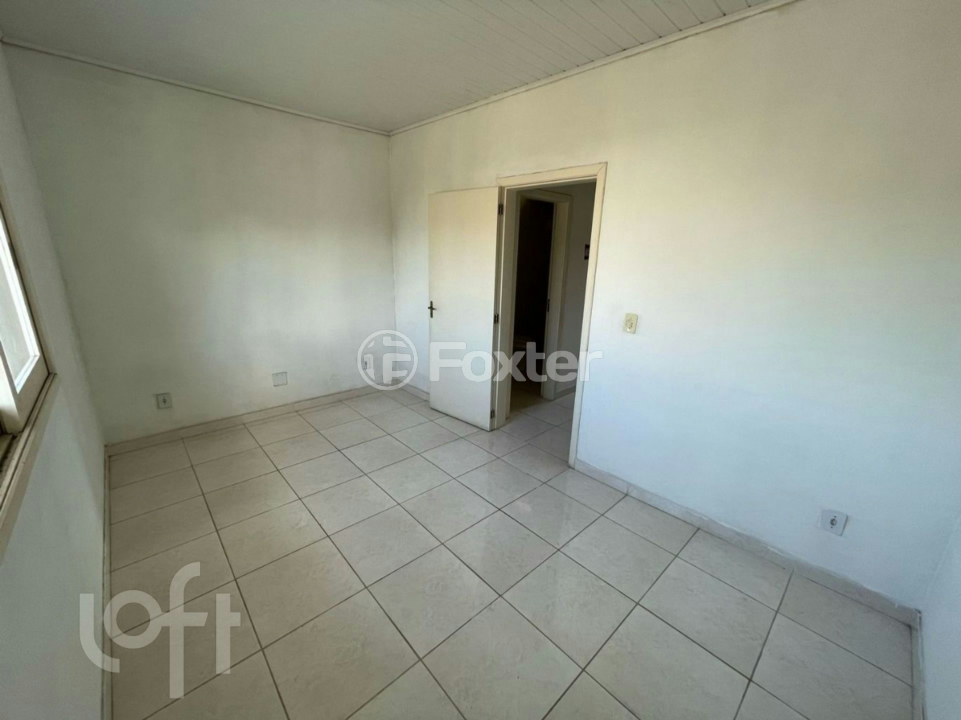 Casa à venda com 2 quartos, 72m² - Foto 4