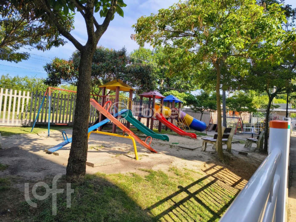 Apartamento à venda com 2 quartos, 40m² - Foto 21