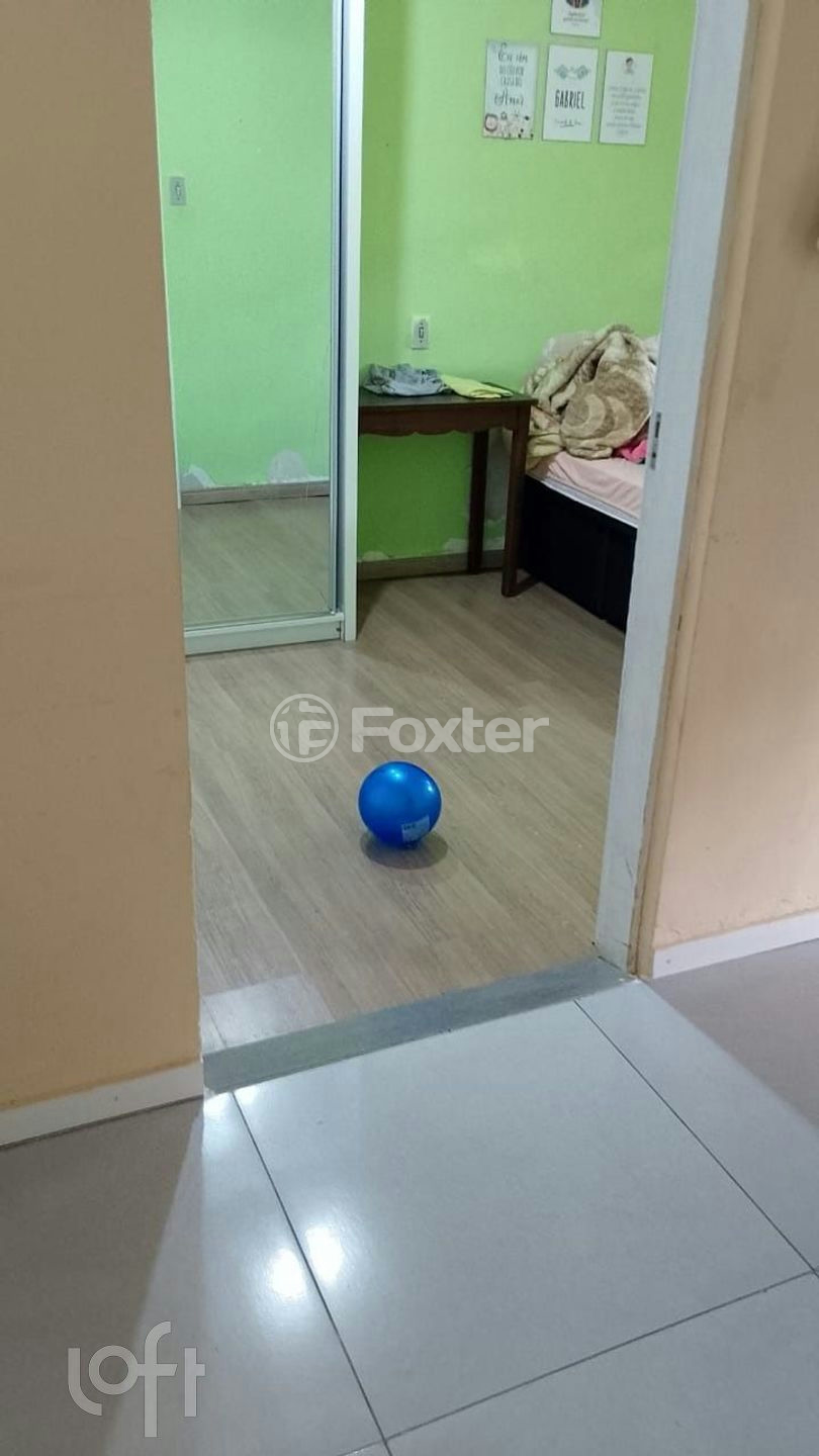 Casa à venda com 2 quartos, 100m² - Foto 2