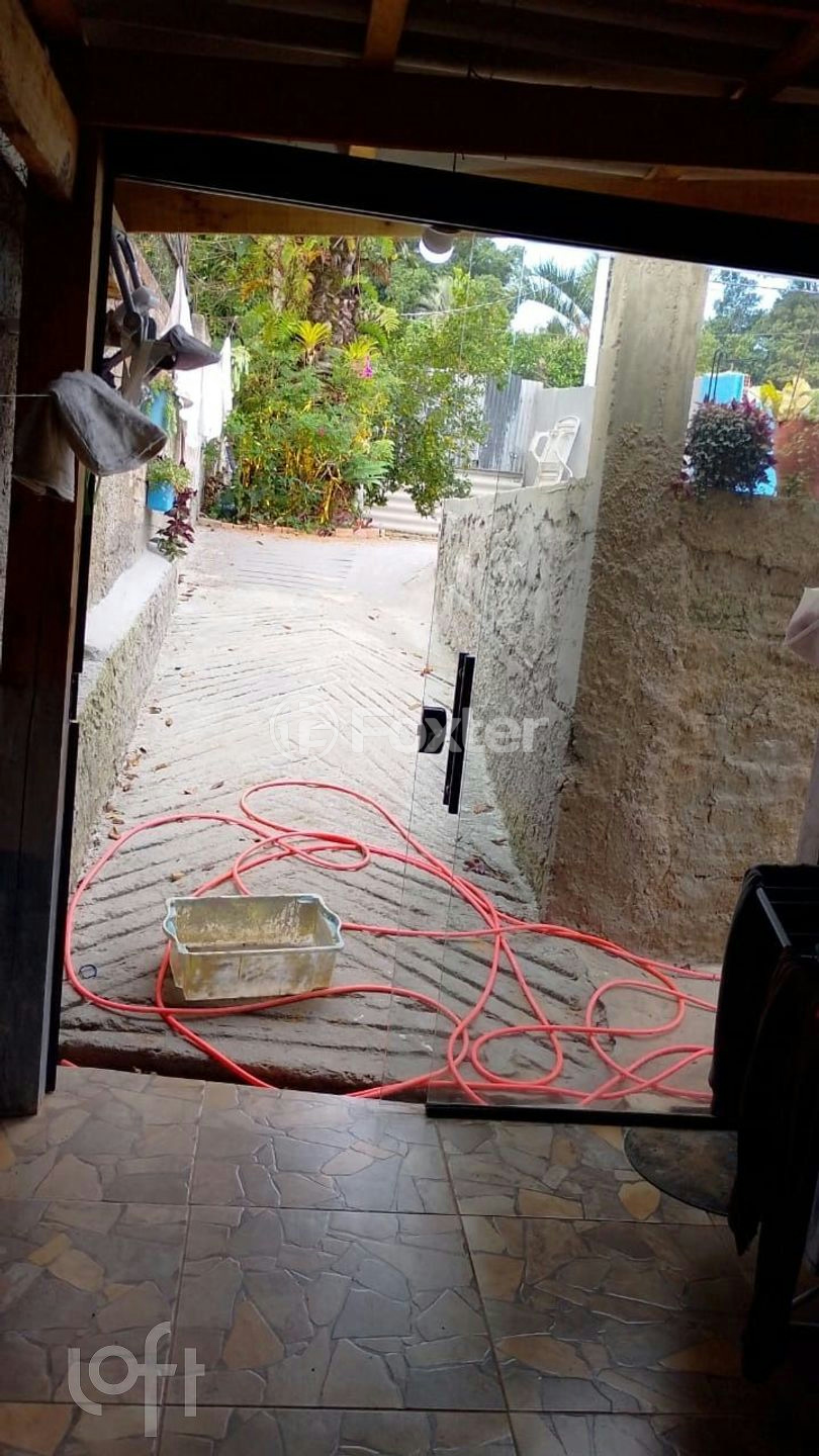 Casa à venda com 2 quartos, 100m² - Foto 11