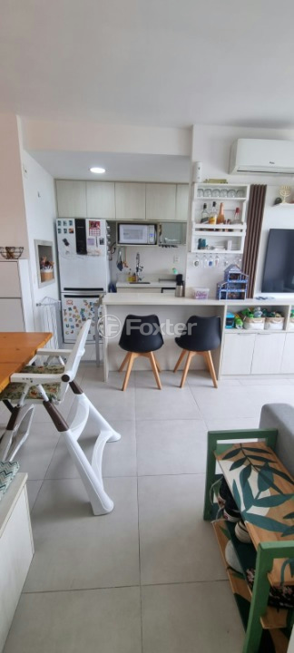Apartamento à venda com 3 quartos, 66m² - Foto 3