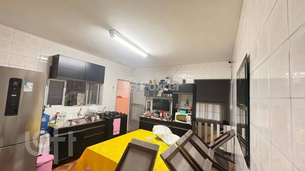 Casa à venda com 3 quartos, 150m² - Foto 3