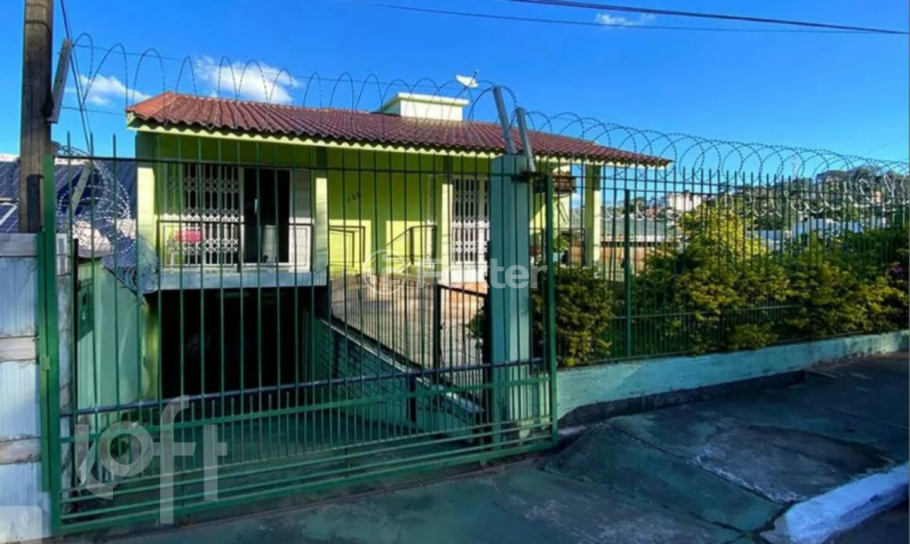 Casa à venda com 5 quartos, 192m² - Foto 1