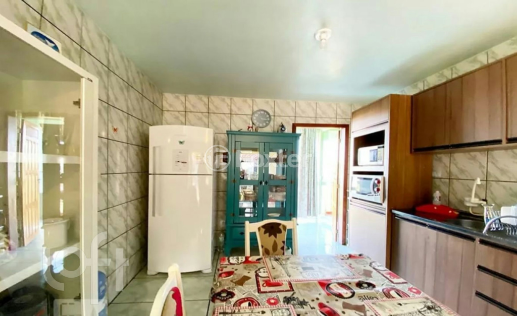 Casa à venda com 5 quartos, 192m² - Foto 6