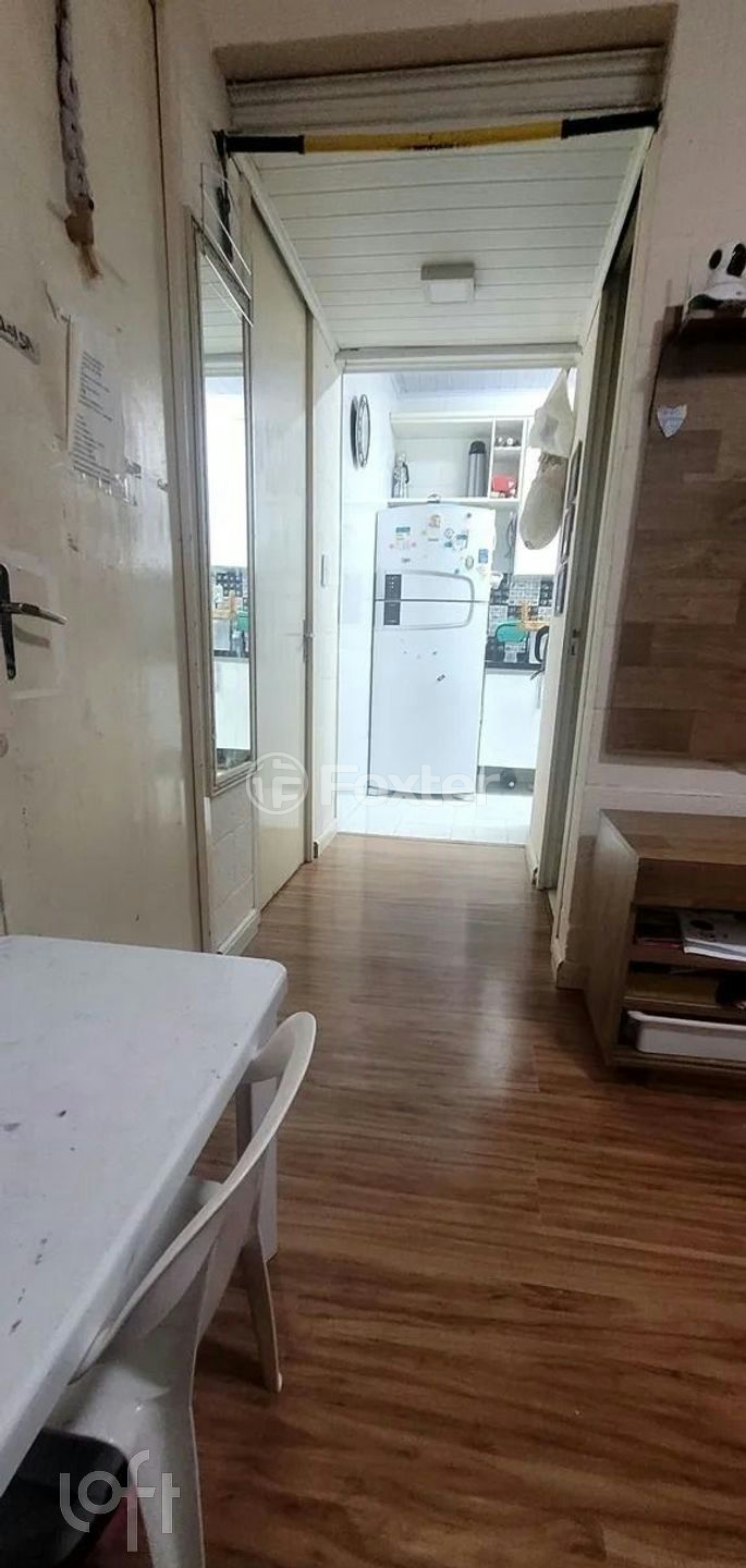 Apartamento à venda com 2 quartos, 40m² - Foto 2