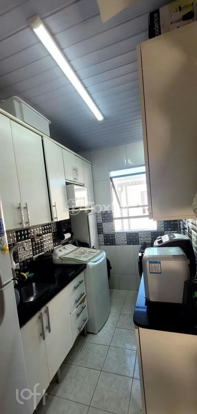 Apartamento à venda com 2 quartos, 40m² - Foto 4